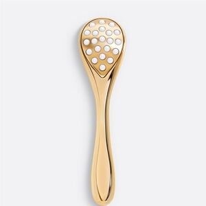 Dior Prestige Le Pétale Multi-Perlé